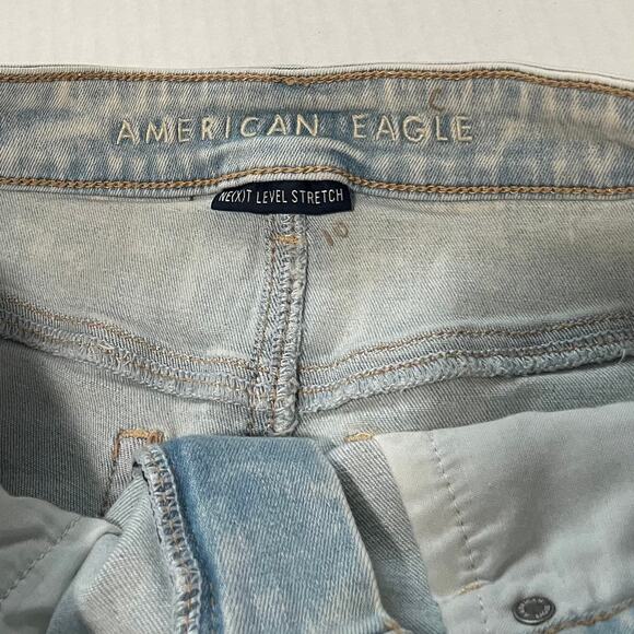 American Eagle Womens Denim Jean Shorts Size 6 Super Hi-Rise Shortie Raw Hem - Picture 3 of 7